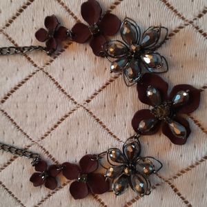 Wonen 3d  floral Rhinestone Necklace